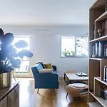 Cosy Apartment In Paris