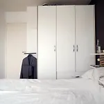 Cosy Apartment In Paris
