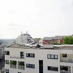 Cosy Apartment In Paris